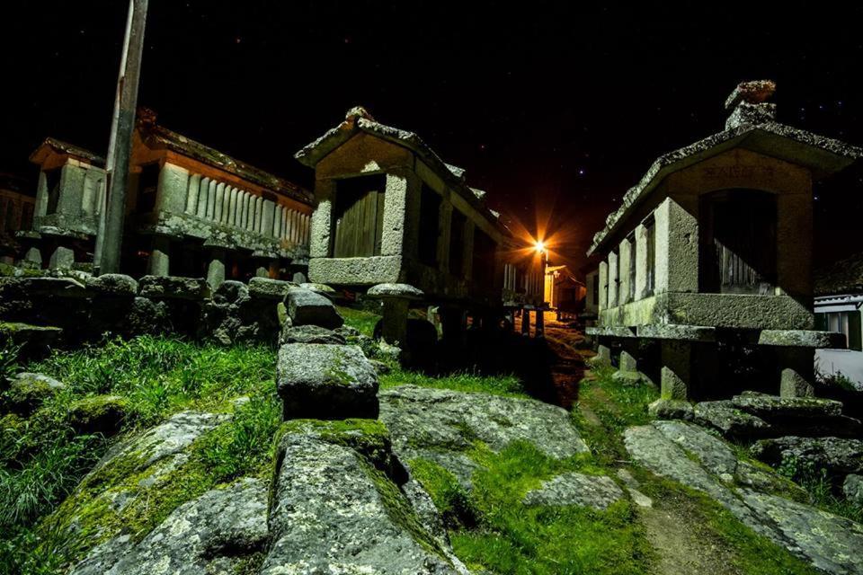 Casa Do Sertao Para 4 Pessoas -Geres Viana do Castelo Exterior photo